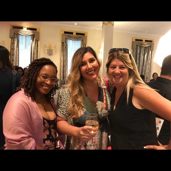 Meet your seller! - Picture 6 of 11